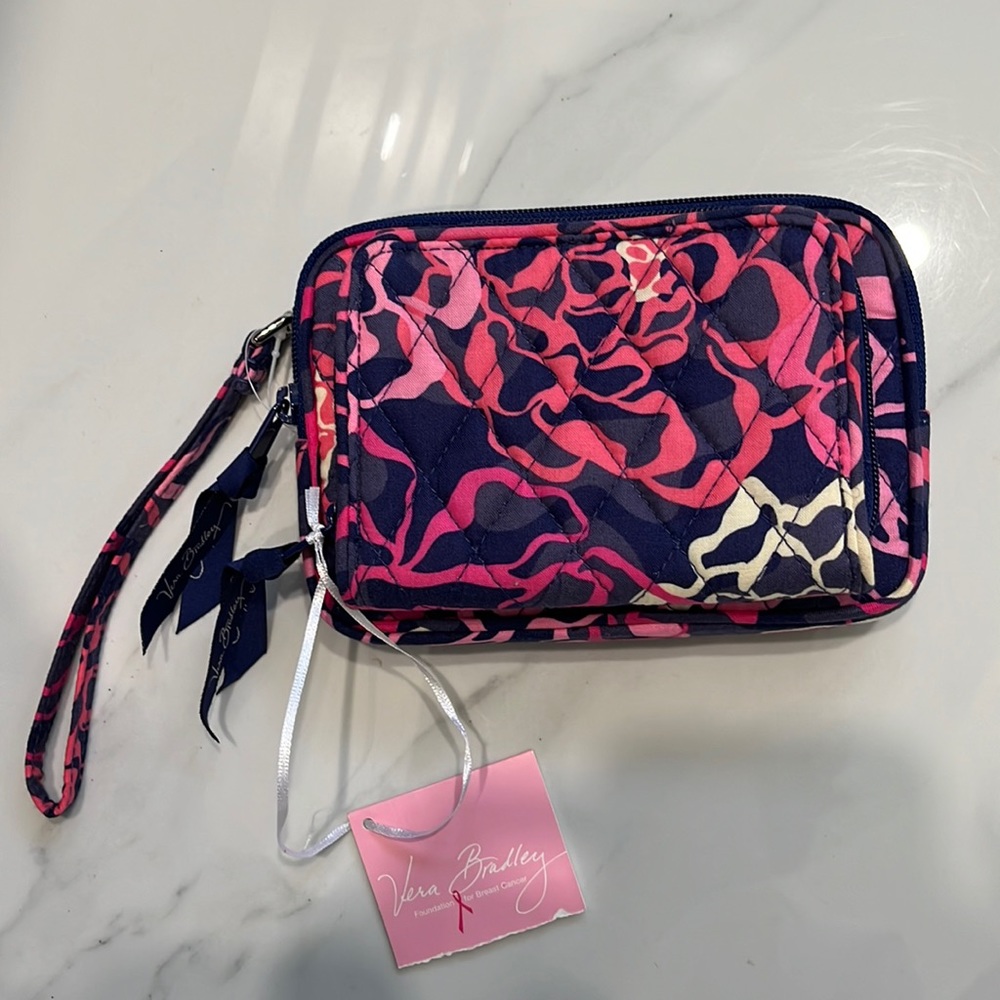 Vera Bradley wristlet w/strap